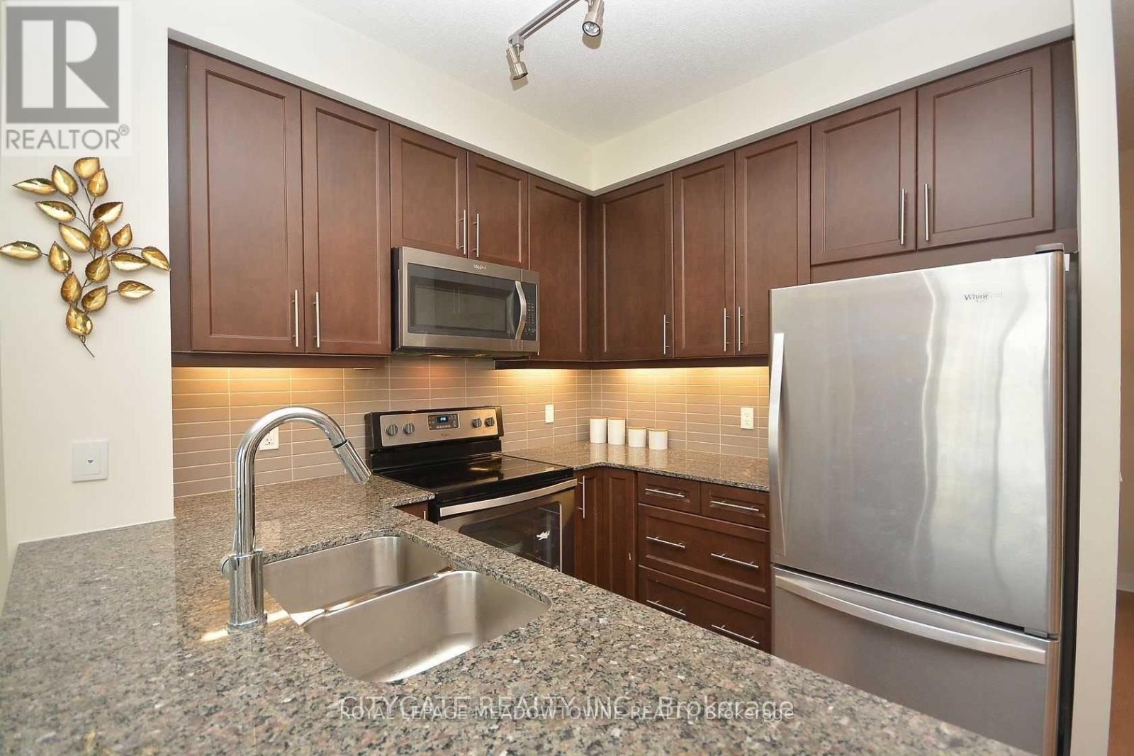 1110 - 3975 Grand Park Drive E, Mississauga (City Centre), Ontario  L5B 0K4 - Photo 11 - W9306166