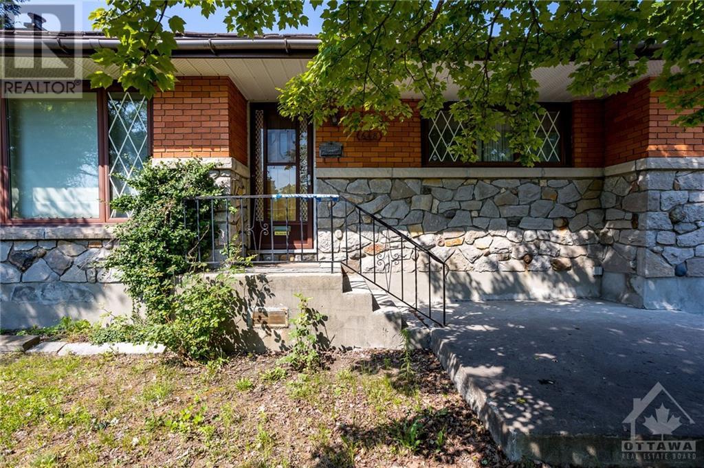 648 Parkview RoadOttawa, Ontario  K1Z 6E5 - Photo 5 - X9518325