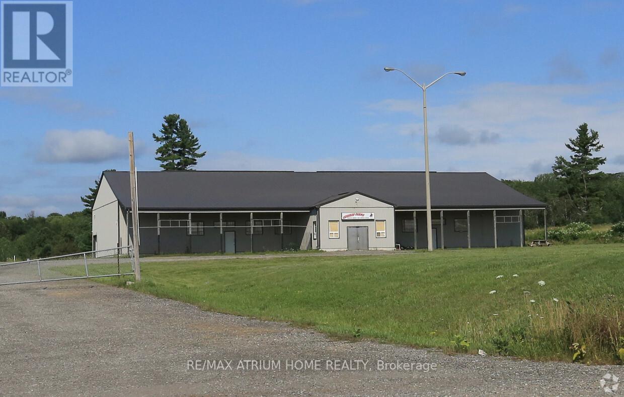3378 Yonge Street, Bradford West Gwillimbury (Bradford), Ontario  L3Z 2A5 - Photo 4 - N9296327
