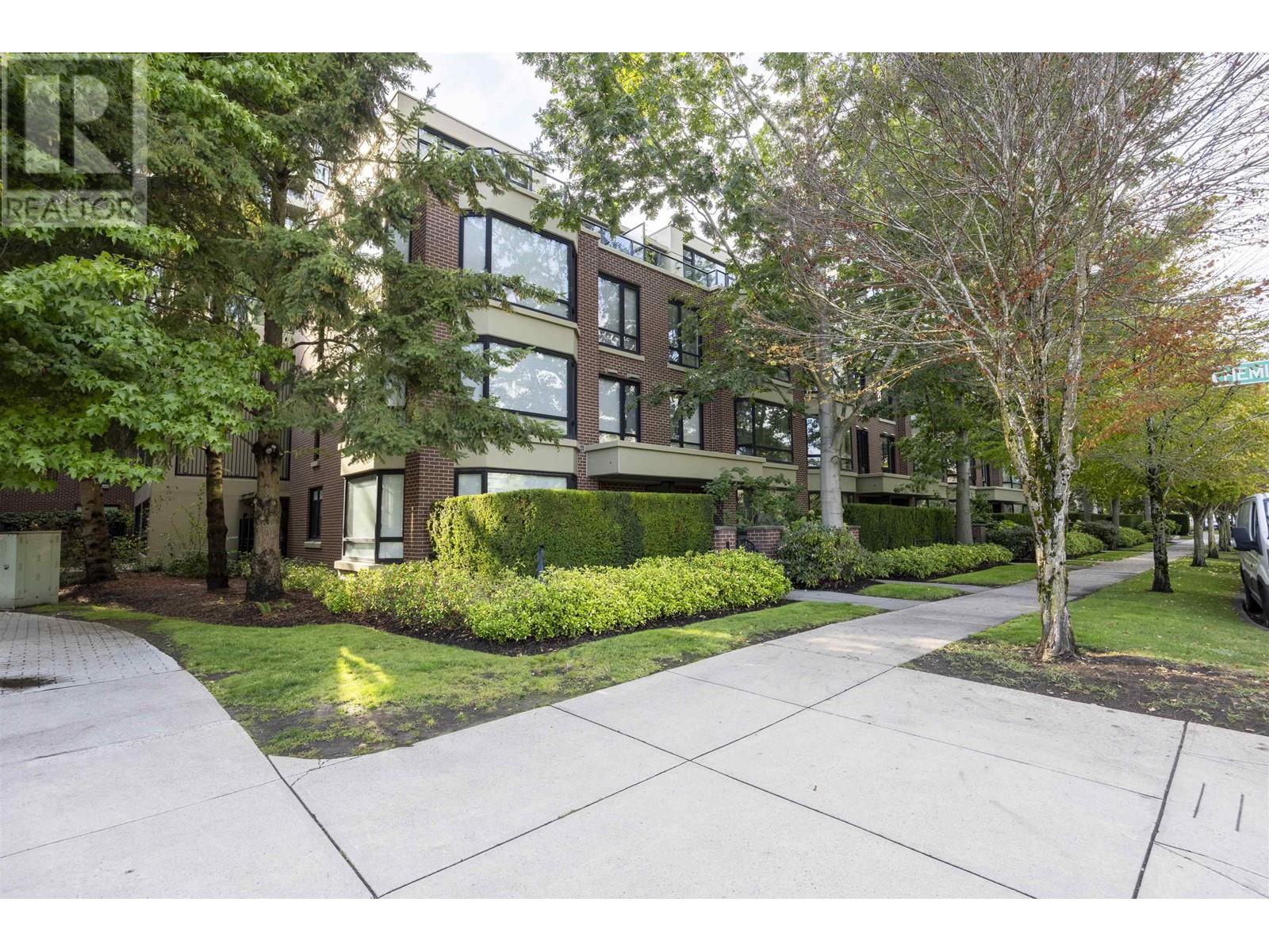 Property at 3 6233 KATSURA STREET image 2
