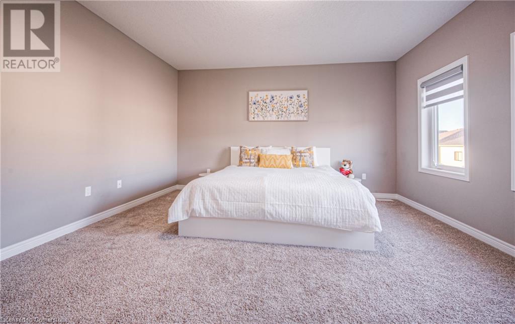 43 Broadacre Dr Drive, Kitchener, Ontario  N2R 0S5 - Photo 25 - 40638050