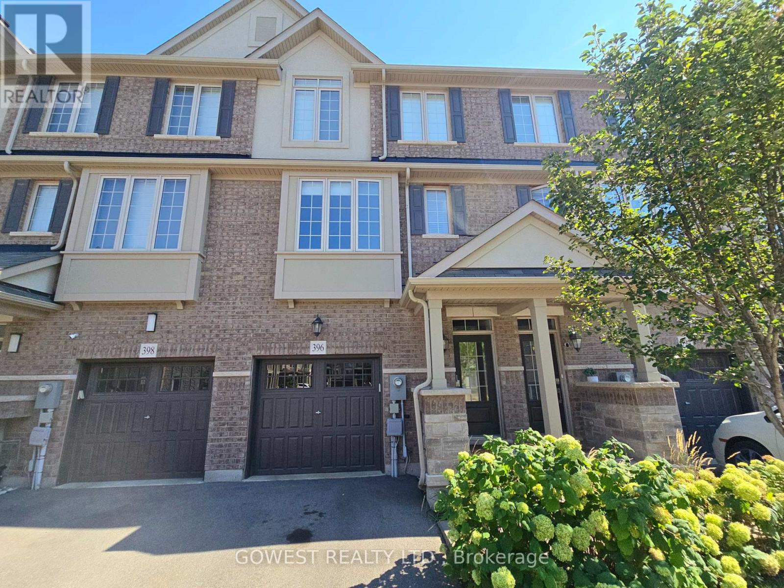 396 Belcourt Common, Oakville, Ontario  L6H 0R1 - Photo 2 - W9306393