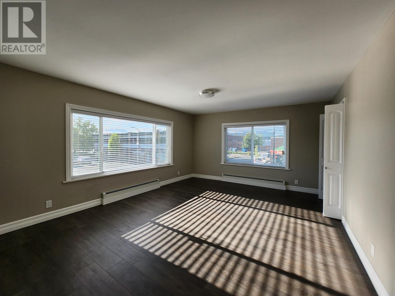 22504 Lougheed Highway, Maple Ridge, British Columbia  V2X 2V1 - Photo 14 - C8062738