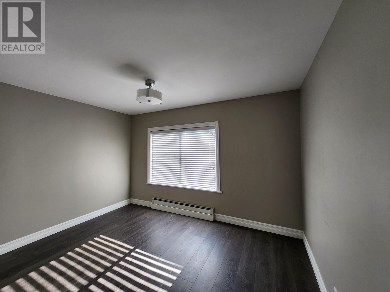 22504 Lougheed Highway, Maple Ridge, British Columbia  V2X 2V1 - Photo 7 - C8062738