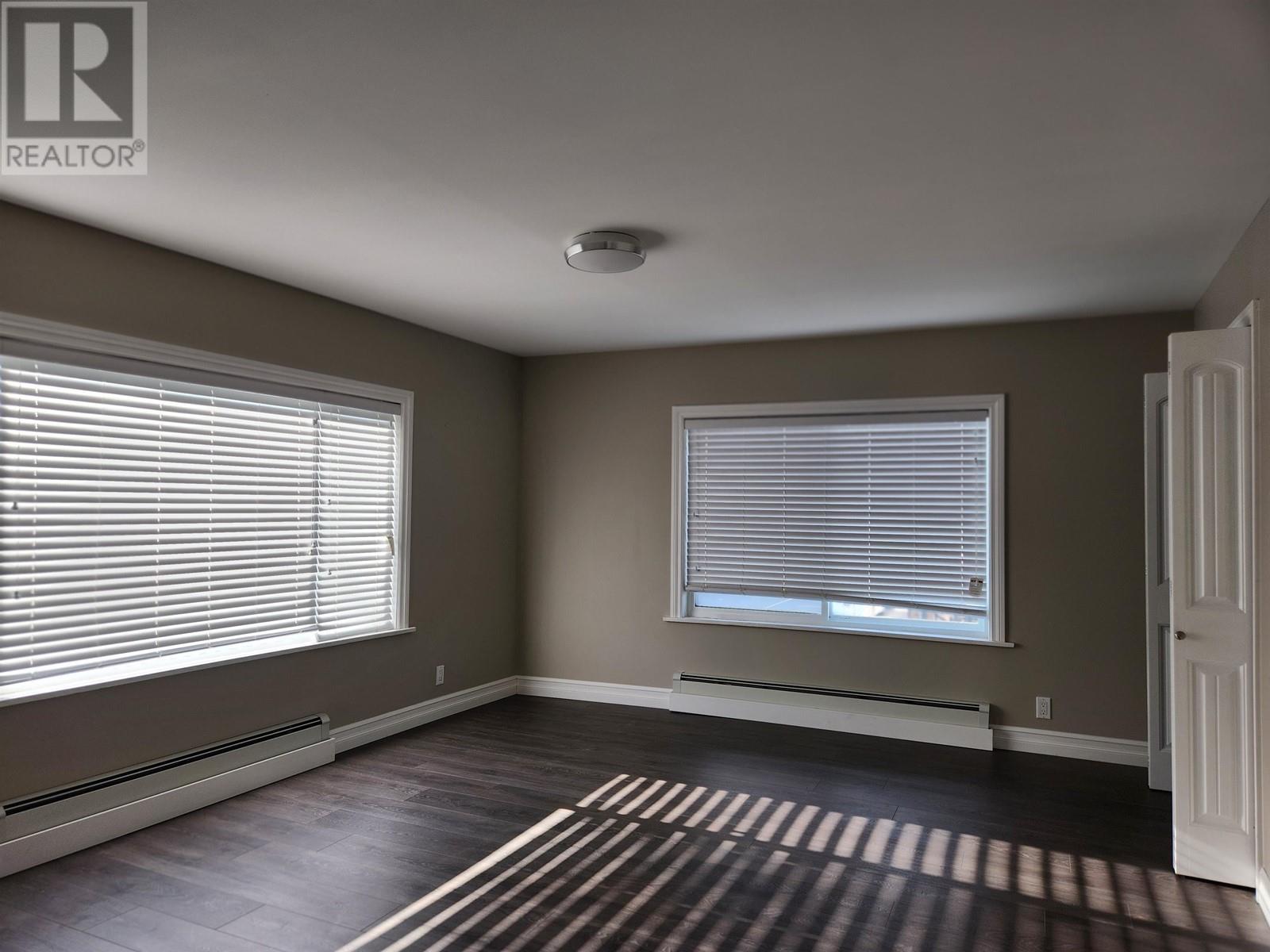22504 Lougheed Highway, Maple Ridge, British Columbia  V2X 2V1 - Photo 32 - C8062738