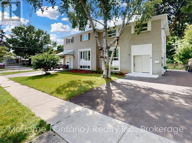 4 Bison Drive, Toronto (Newtonbrook West), Ontario  M2R 2Y2 - Photo 3 - C9306546