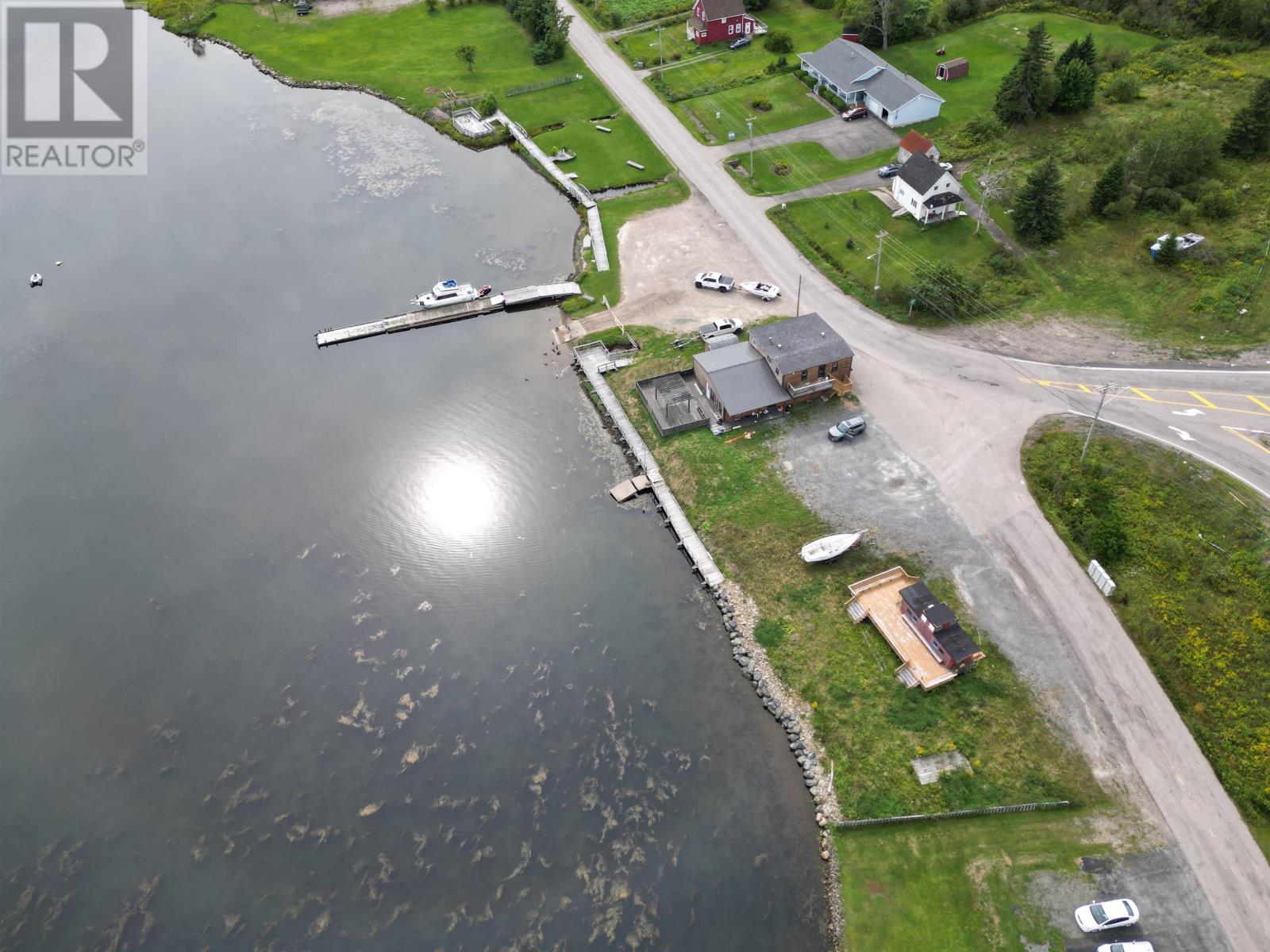 29 Hillside Boularderie Road, Groves Point, Nova Scotia  B1Y 2X4 - Photo 4 - 202421668