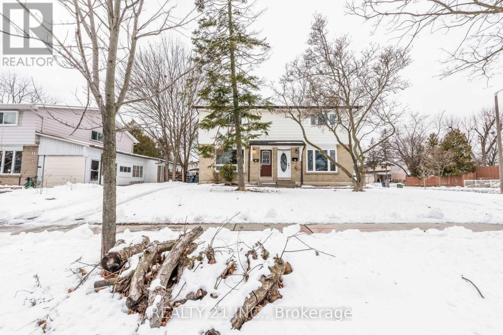 10 Blackwell Ave Avenue N, Toronto (Malvern), Ontario  M1B 1C8 - Photo 17 - E9306793