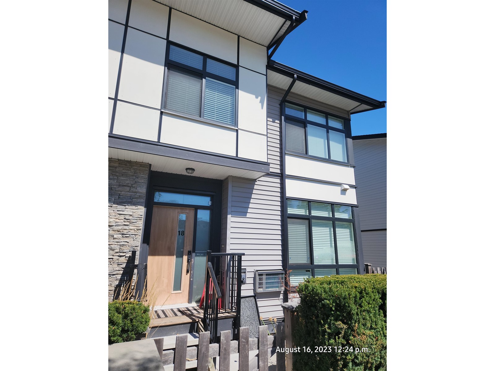 18 14057 60a Avenue, Surrey, British Columbia  V3X 0J2 - Photo 4 - R2911186