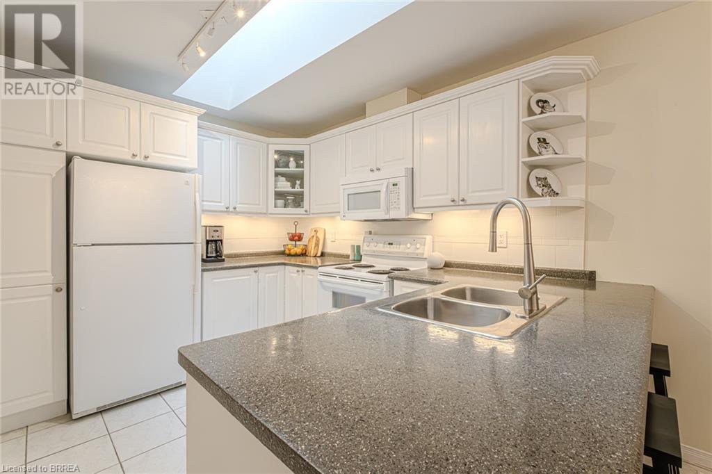 10 Courtland Drive Unit# 7, Brantford, Ontario N3R 7Y2 - Photo 16 - 40636520