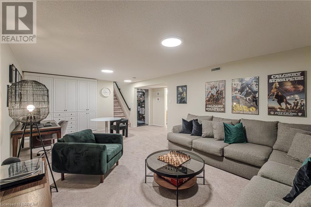 10 Courtland Drive Unit# 7, Brantford, Ontario N3R 7Y2 - Photo 33 - 40636520