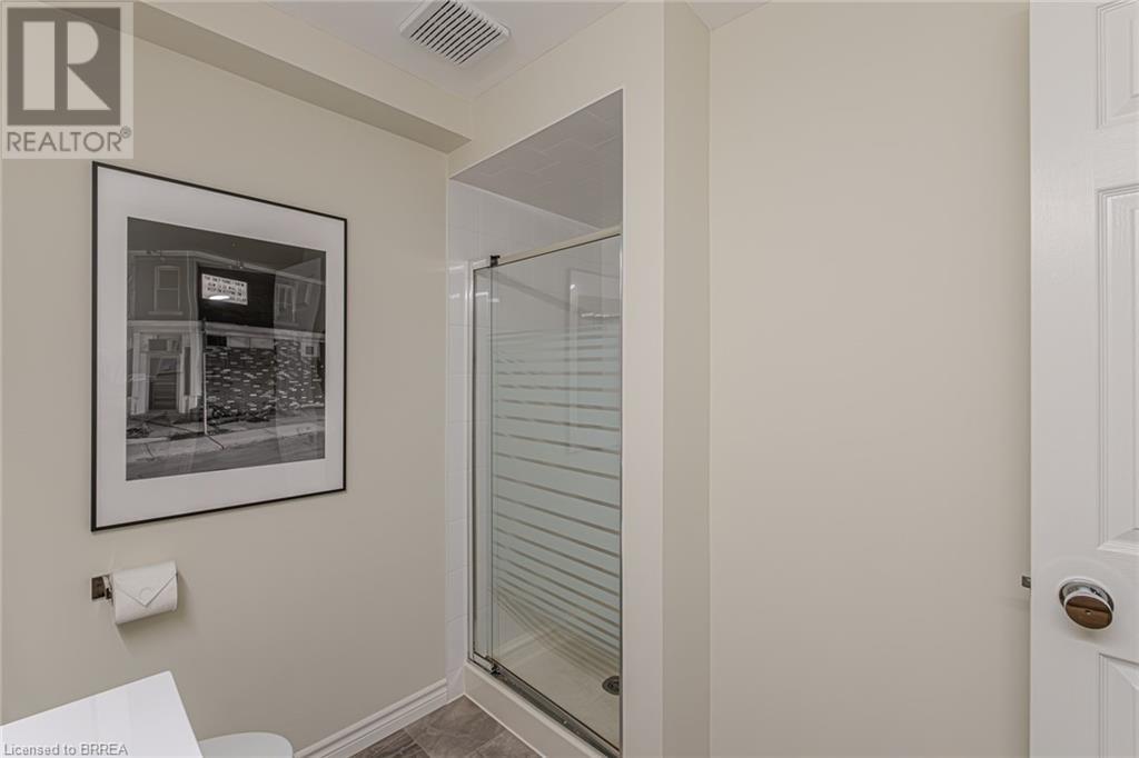 10 Courtland Drive Unit# 7, Brantford, Ontario N3R 7Y2 - Photo 37 - 40636520