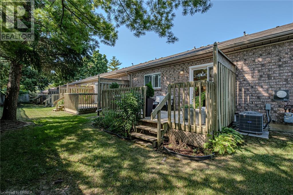 10 Courtland Drive Unit# 7, Brantford, Ontario N3R 7Y2 - Photo 4 - 40636520