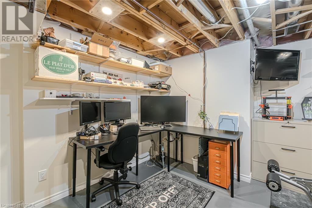 10 Courtland Drive Unit# 7, Brantford, Ontario N3R 7Y2 - Photo 42 - 40636520