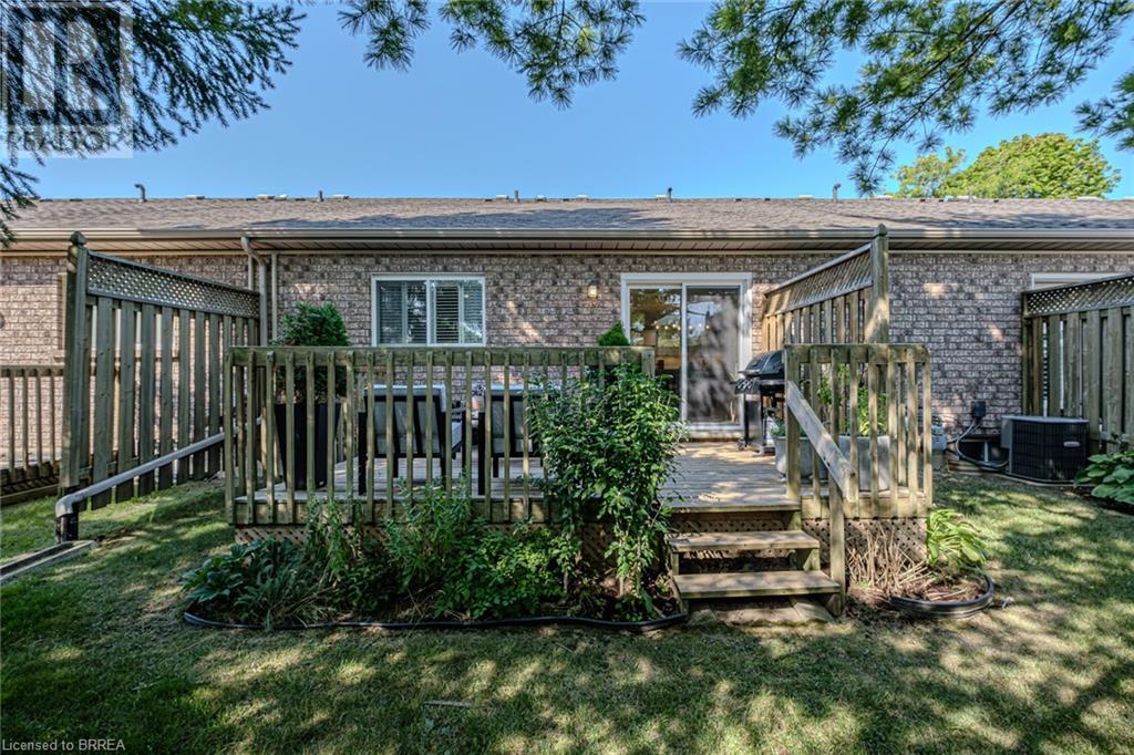 10 Courtland Drive Unit# 7, Brantford, Ontario N3R 7Y2 - Photo 5 - 40636520