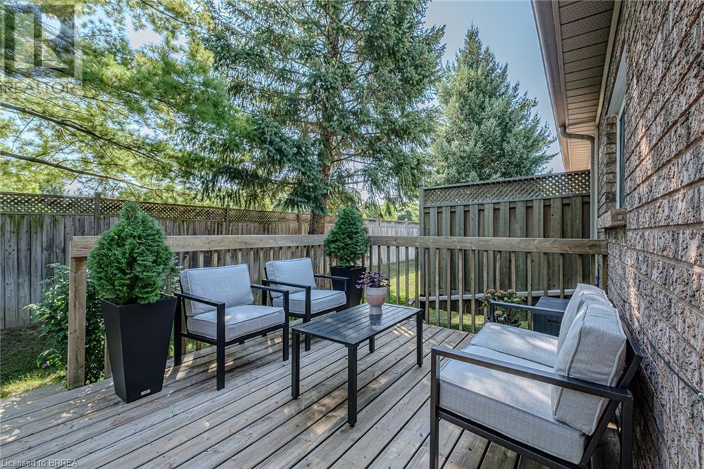 10 Courtland Drive Unit# 7, Brantford, Ontario N3R 7Y2 - Photo 7 - 40636520