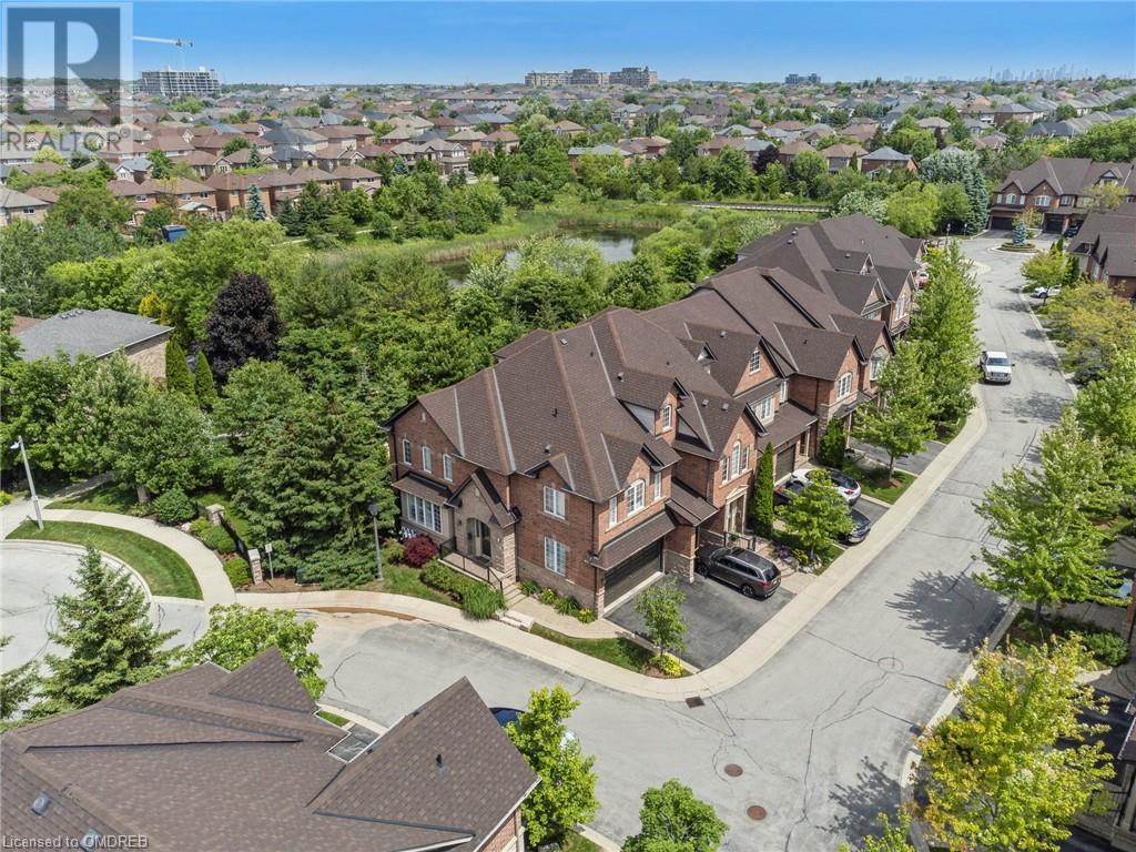 300 RAVINEVIEW Way Unit# 44, oakville, Ontario