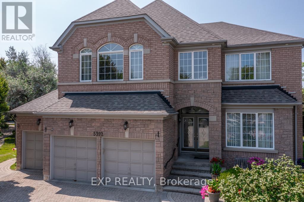 5392 Vail Court, Mississauga (Central Erin Mills), Ontario  L5M 6G9 - Photo 2 - W9307138