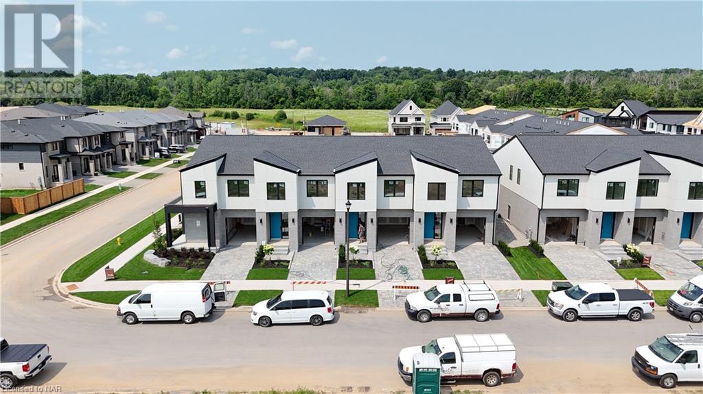 188 Klager Avenue, Fonthill, Ontario  L0S 1E6 - Photo 5 - 40637641