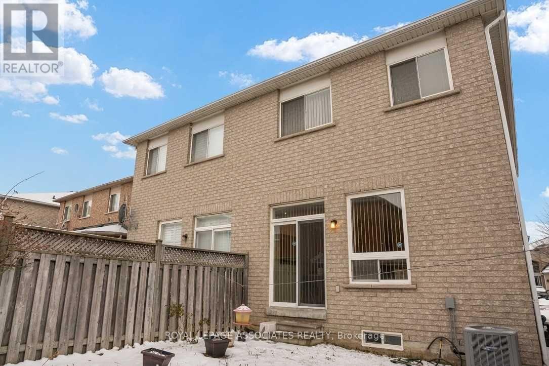 Bsmt - 41 Red Hawk Road, Toronto (Malvern), Ontario  M1B 6B3 - Photo 2 - E9307806