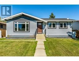 12 Alcock Street, okotoks, Alberta