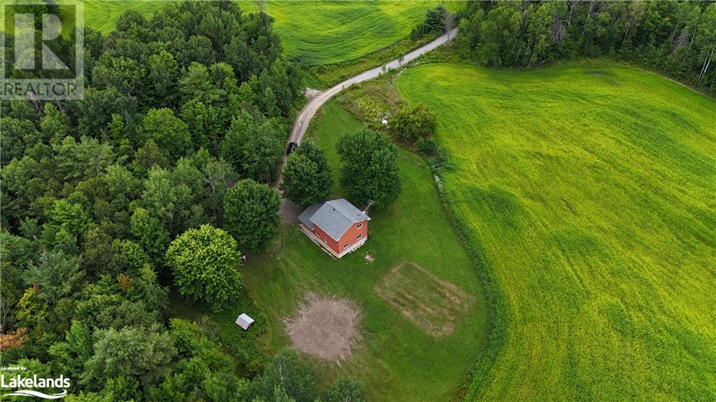 1752 Southwood Road, Gravenhurst, Ontario  P0E 1G0 - Photo 3 - 40627958