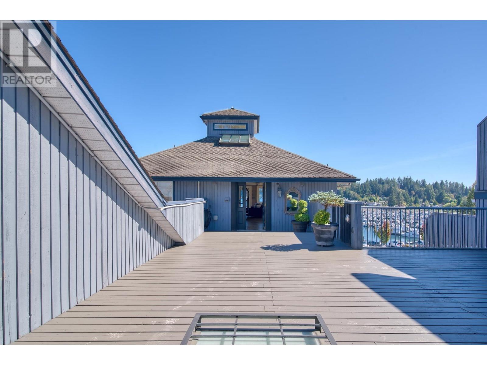 8 291 Periwinkle Lane, Gibsons, British Columbia  V0N 1V0 - Photo 1 - R2922541