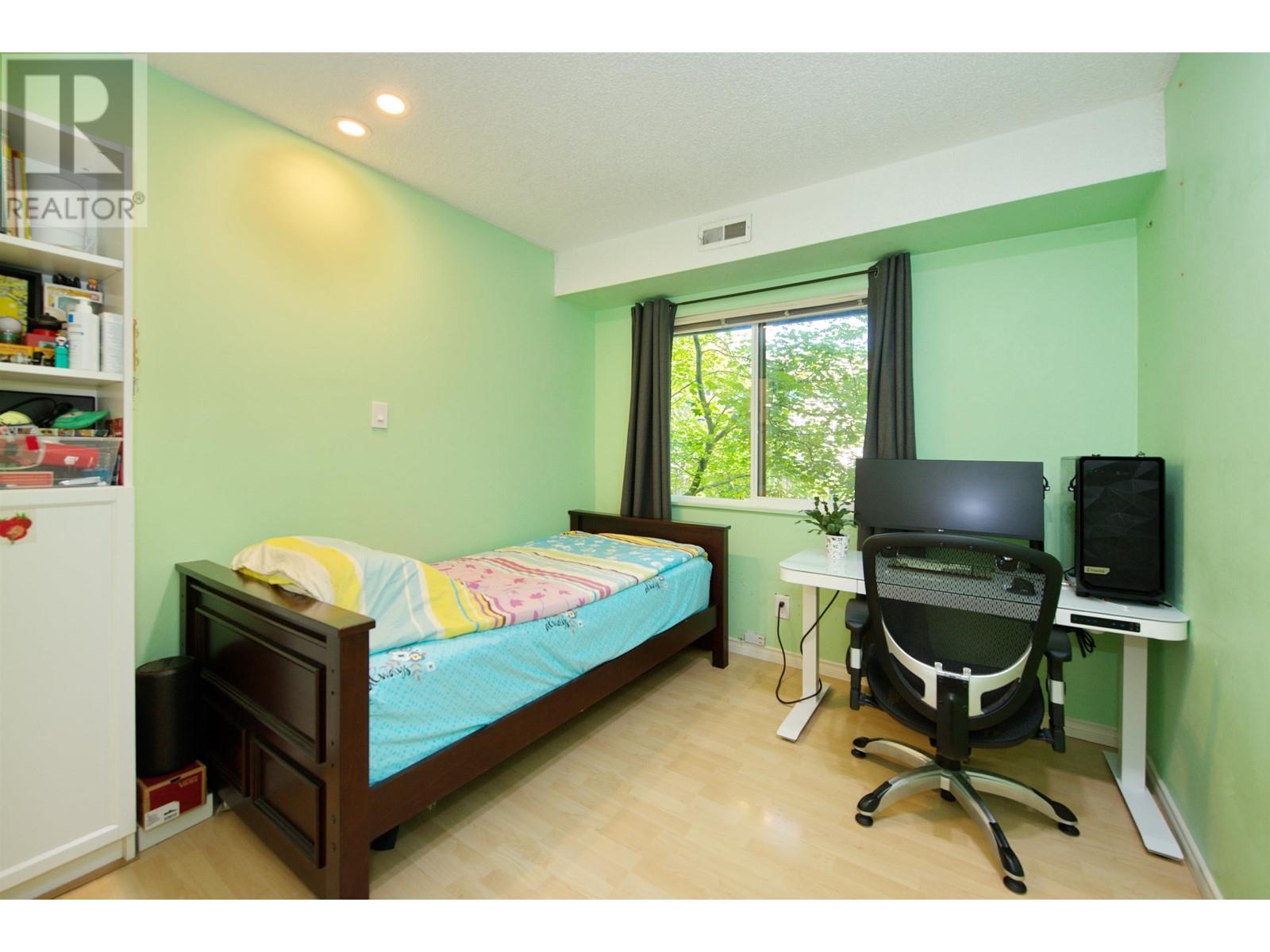 Listing Picture 23 of 38 : 1829 GOLETA DRIVE, Burnaby / 本拿比 - 魯藝地產 Yvonne Lu Group - MLS Medallion Club Member