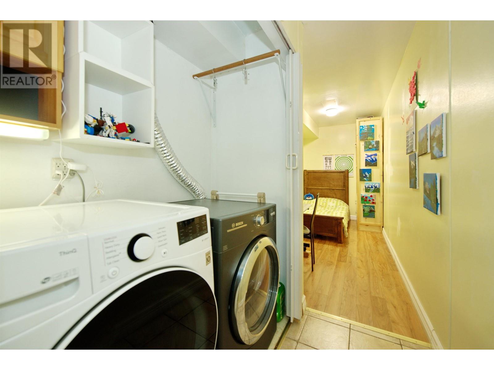 Listing Picture 25 of 38 : 1829 GOLETA DRIVE, Burnaby / 本拿比 - 魯藝地產 Yvonne Lu Group - MLS Medallion Club Member