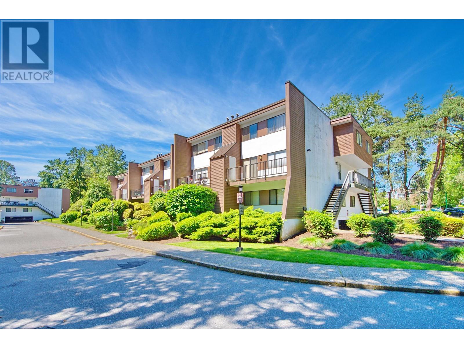 Listing Picture 38 of 38 : 1829 GOLETA DRIVE, Burnaby / 本拿比 - 魯藝地產 Yvonne Lu Group - MLS Medallion Club Member