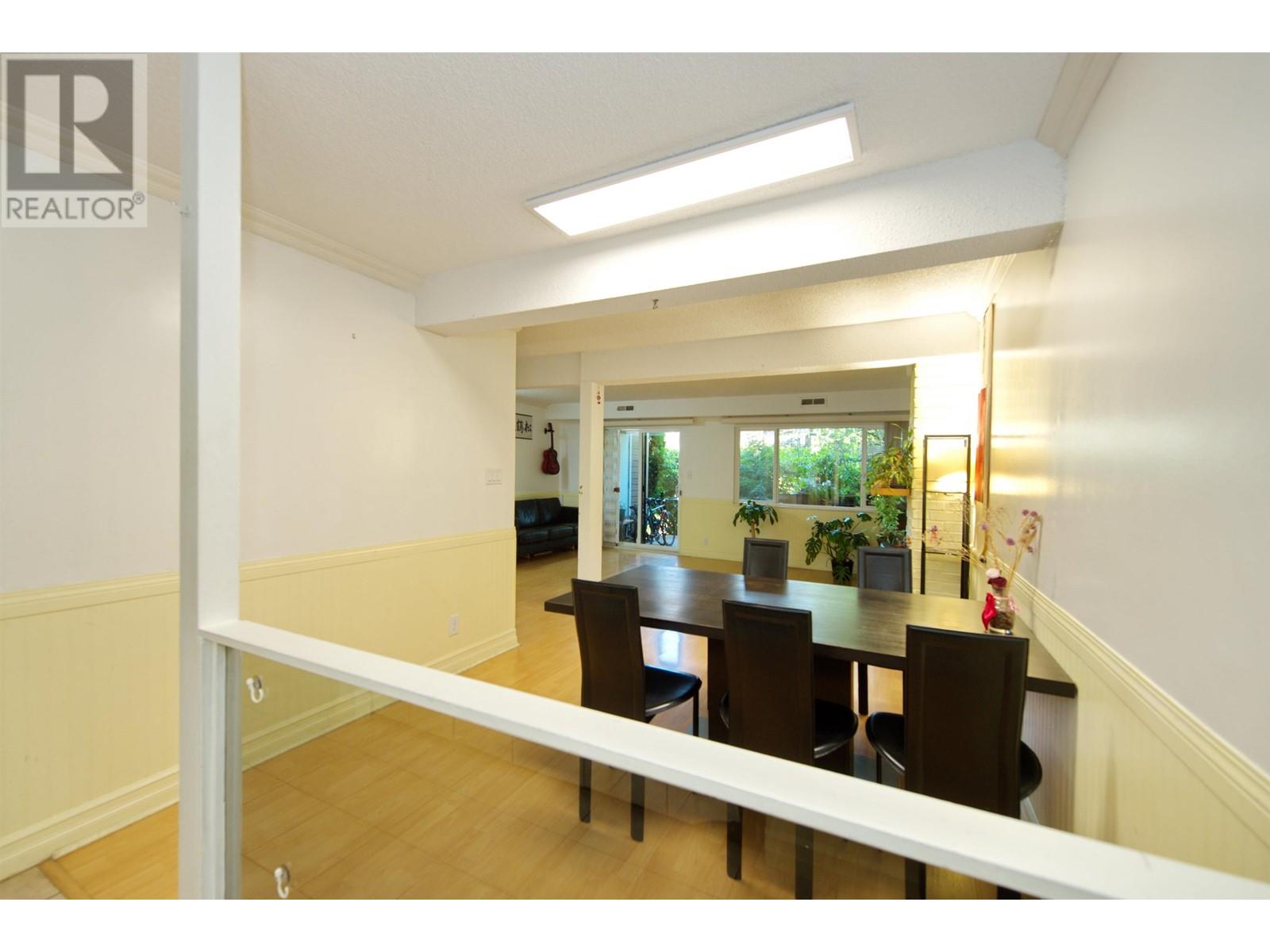 Listing Picture 8 of 38 : 1829 GOLETA DRIVE, Burnaby / 本拿比 - 魯藝地產 Yvonne Lu Group - MLS Medallion Club Member