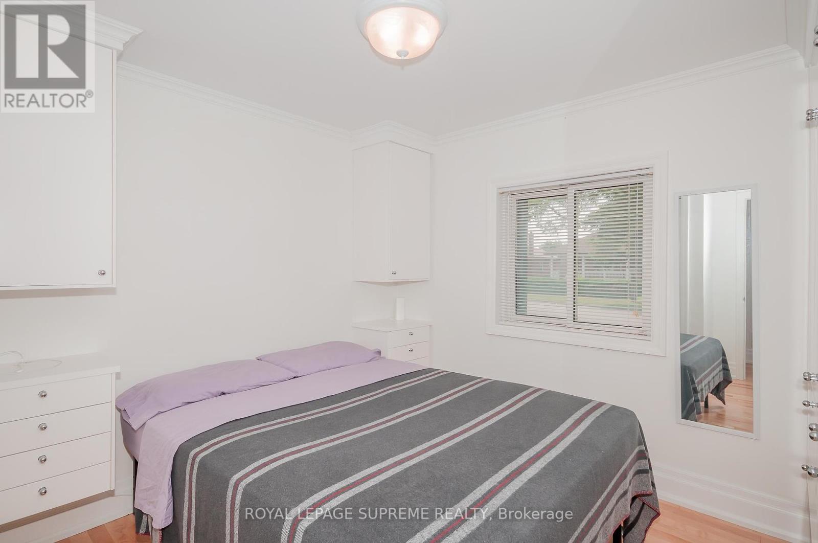 32 Cartwright Avenue, Toronto (Yorkdale-Glen Park), Ontario  M6A 1T7 - Photo 31 - W9308018