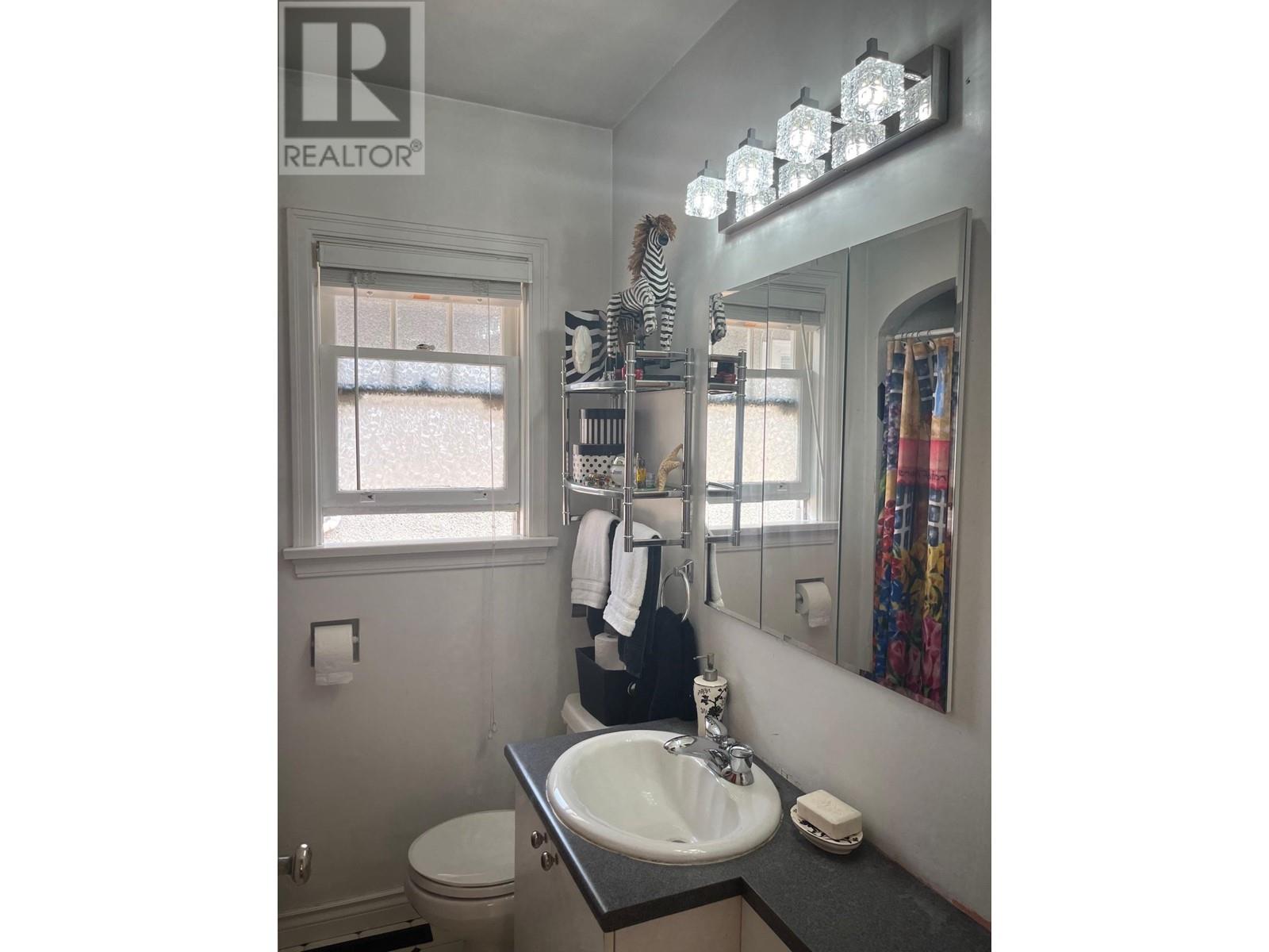 3042 E 17th Avenue, Vancouver, British Columbia  V5M 2N6 - Photo 11 - R2921313