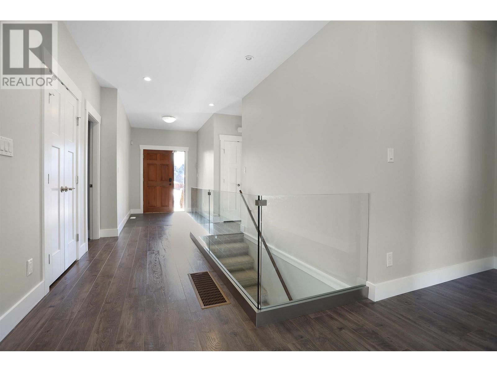 Property at 52 BLACKBERRY STREET image 3