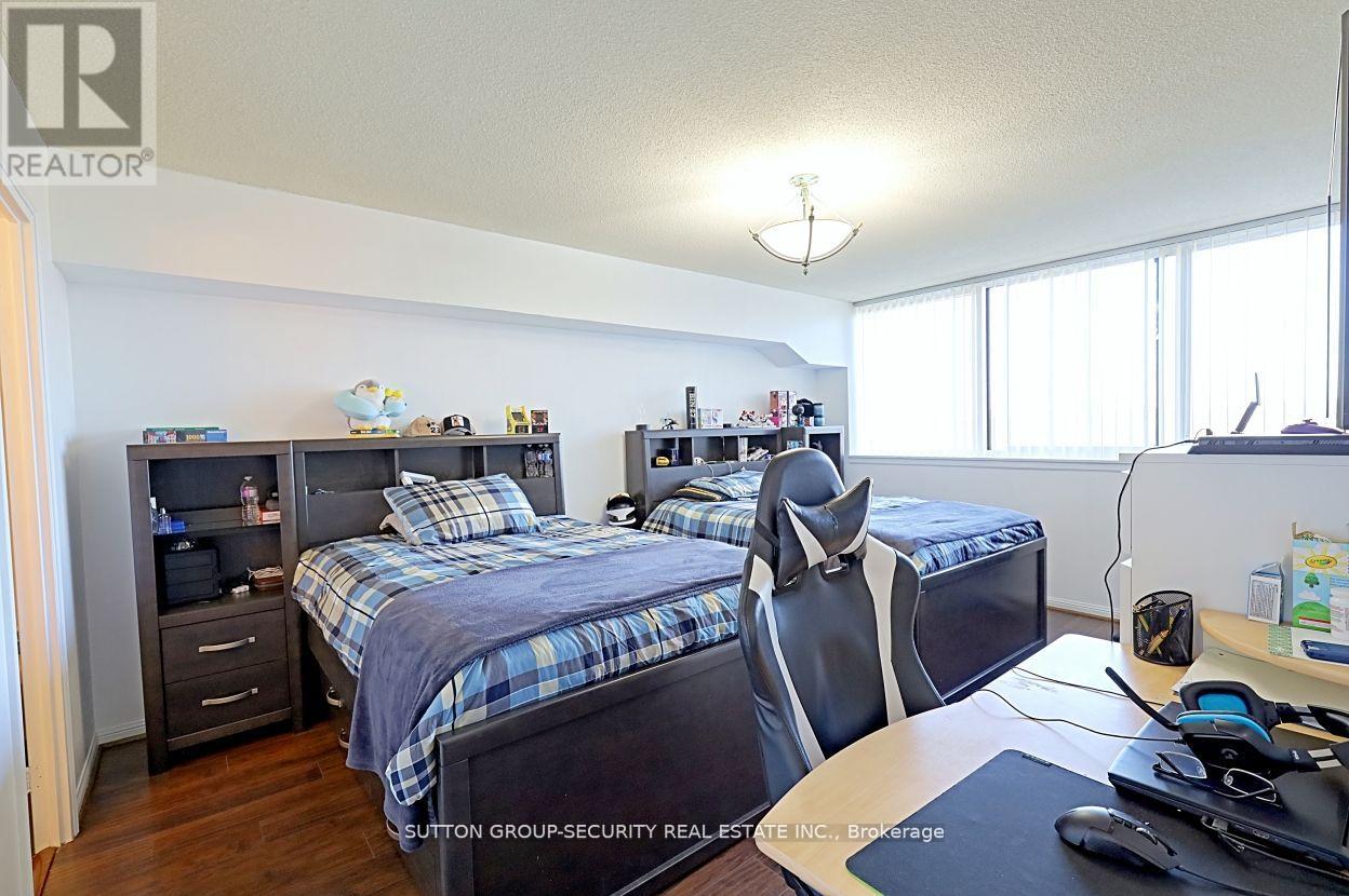 901 - 40 Richview Road, Toronto (Humber Heights), Ontario  M9A 5C1 - Photo 20 - W9307855