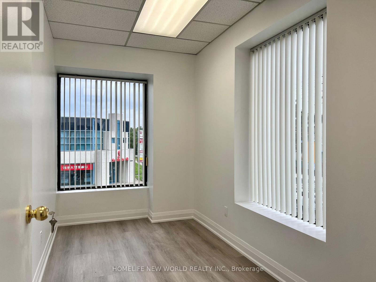 220 - 3300 Midland Avenue, Toronto (Milliken), Ontario  M1V 4W7 - Photo 2 - E9308350