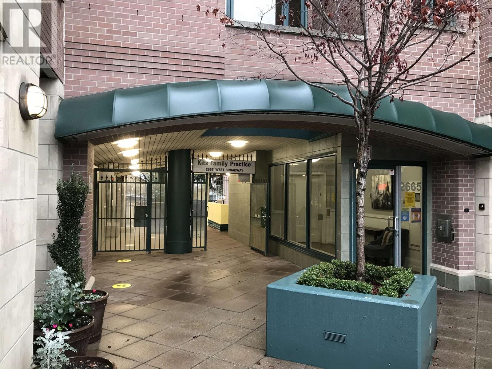 2649 W Broadway, Vancouver, British Columbia  V6K 2G2 - Photo 10 - C8062782