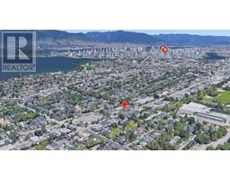 2649 W BROADWAY, Vancouver, British Columbia