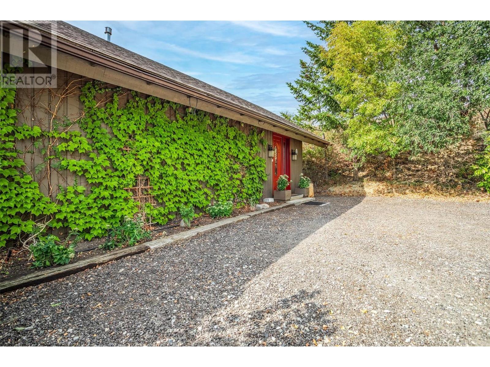 3586 Elliott Road West Kelowna