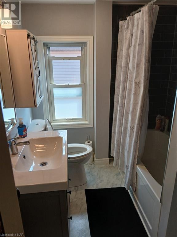 71 Albert Street, Welland, Ontario  L3B 4L3 - Photo 17 - 40643806