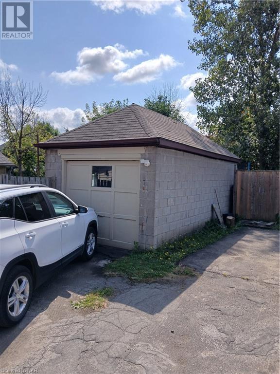71 Albert Street, Welland, Ontario  L3B 4L3 - Photo 24 - 40643806