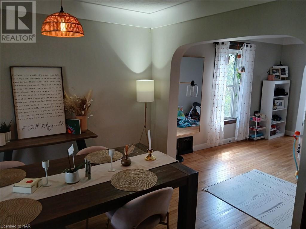 71 Albert Street, Welland, Ontario  L3B 4L3 - Photo 6 - 40643806