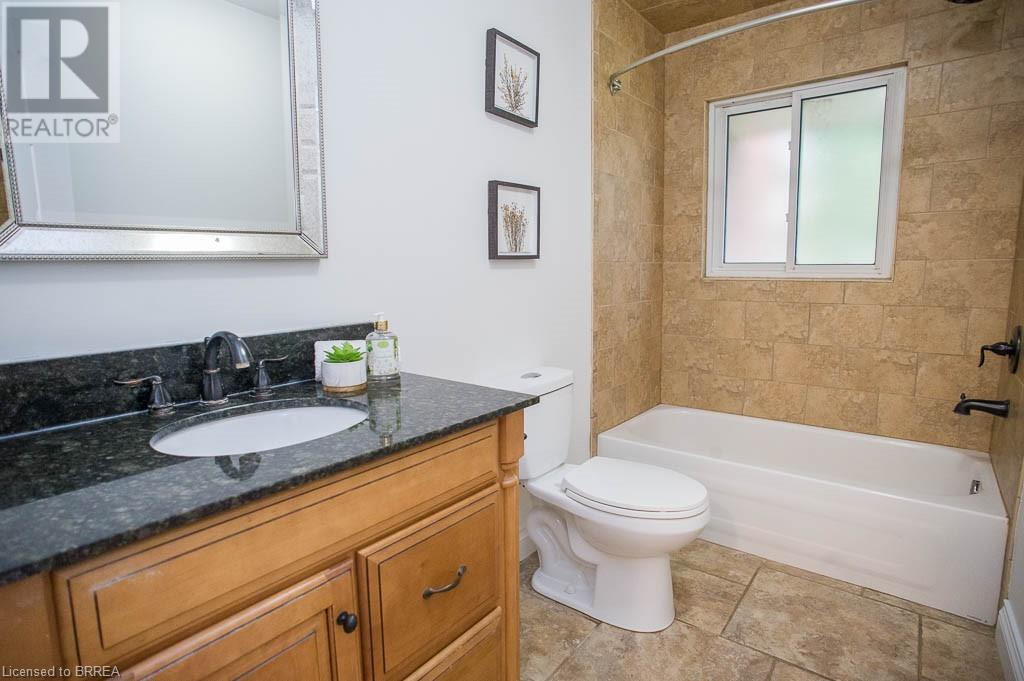 240 Johnson Road, Brantford, Ontario  N3T 5M1 - Photo 29 - 40642379