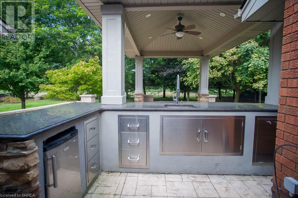 240 Johnson Road, Brantford, Ontario  N3T 5M1 - Photo 45 - 40642379