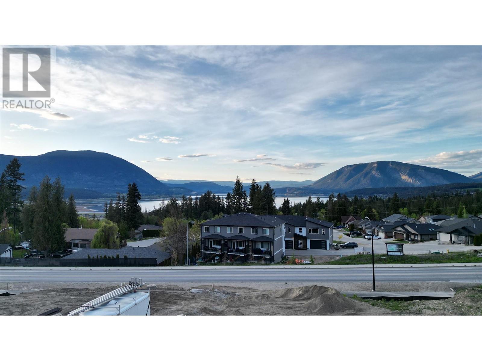 981 12 Street SE Unit# 22 Salmon Arm