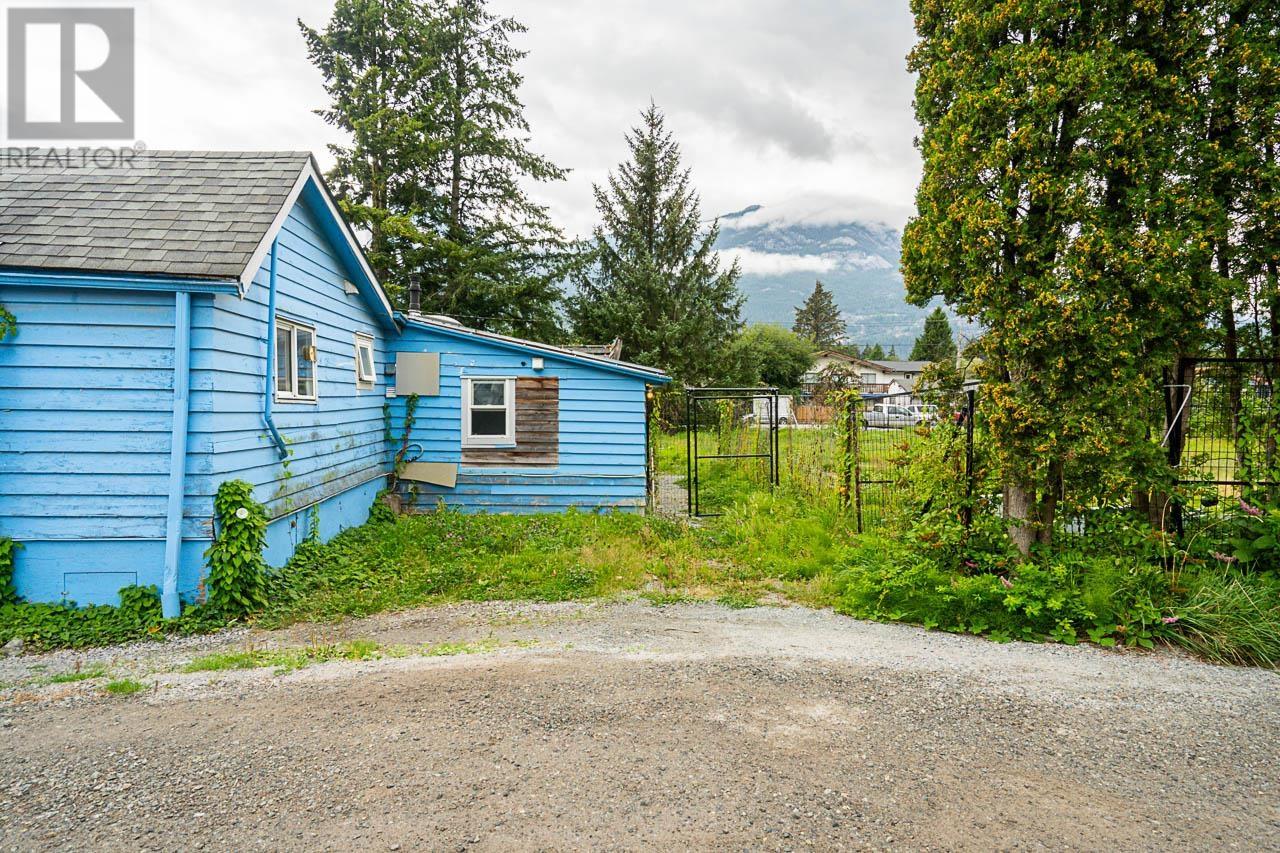 37956 Fourth Avenue, Squamish, British Columbia  V8B 0P7 - Photo 20 - R2922908