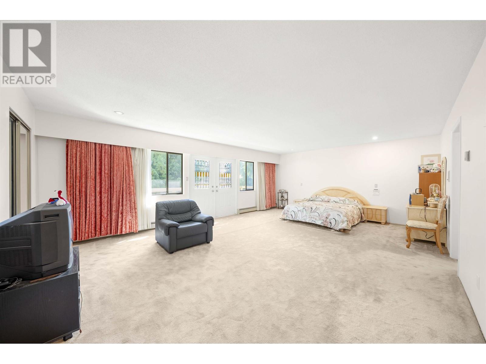 Listing Picture 14 of 23 : 6668 SELKIRK STREET, Vancouver / 溫哥華 - 魯藝地產 Yvonne Lu Group - MLS Medallion Club Member