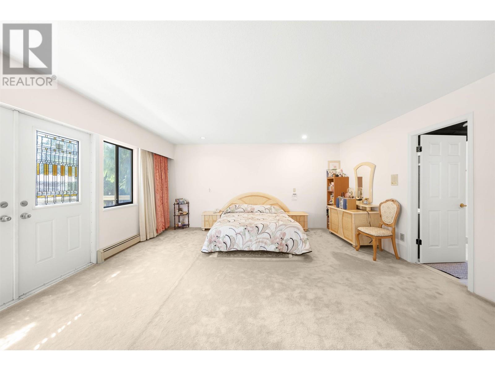 Listing Picture 15 of 23 : 6668 SELKIRK STREET, Vancouver / 溫哥華 - 魯藝地產 Yvonne Lu Group - MLS Medallion Club Member