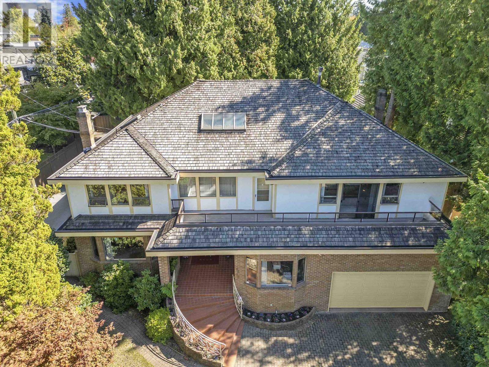 Listing Picture 2 of 23 : 6668 SELKIRK STREET, Vancouver / 溫哥華 - 魯藝地產 Yvonne Lu Group - MLS Medallion Club Member