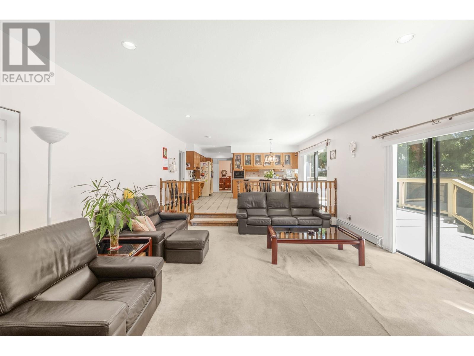 Listing Picture 9 of 23 : 6668 SELKIRK STREET, Vancouver / 溫哥華 - 魯藝地產 Yvonne Lu Group - MLS Medallion Club Member